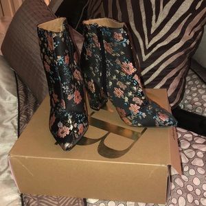 Charlotte Russe Floral black brocade bootie